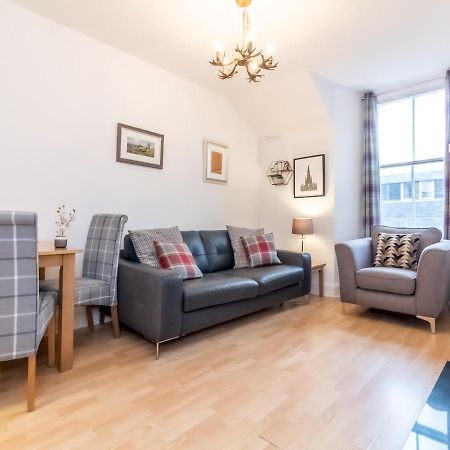 Apartmán Bright And Cosy Flat At The Heart Of The Old Town EDI Exteriér fotografie